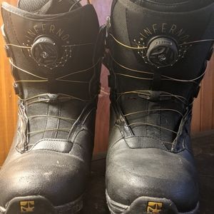 Snowboard Boots